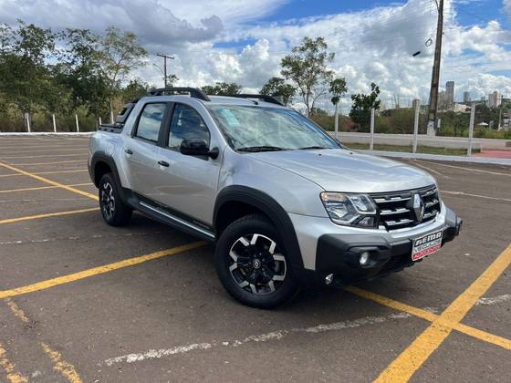 RENAULT OROCH 1.3 TCE FLEX OUTSIDER X-TRONIC RENAULT OROCH 1.3 TCE FLEX OUTSIDER X-TRONIC